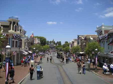 Disneyland main street