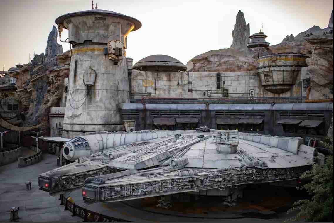 Disneyland Star Wars rides